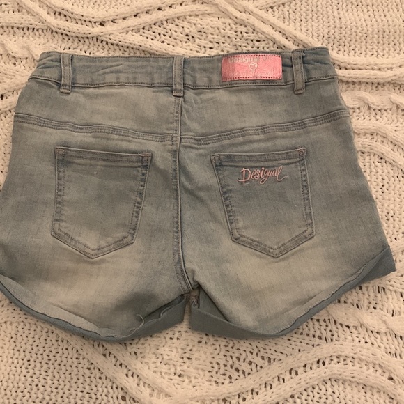 Girls Desigual Sequince Star Jean Shorts 11/12 - Picture 5 of 7